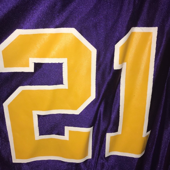 Hunter College Basketball Jersey - Picture 3 of 4